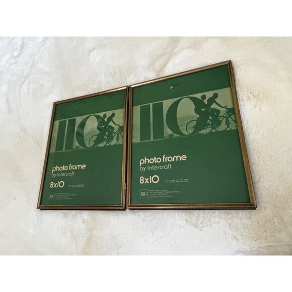 Vintage Hinged Double Picture Frame - Tabletop - Gold Tone Metal w/ Glass - Hold - Picture 5 of 6